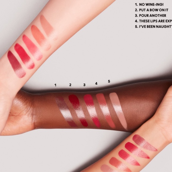 MAC Lustreglass Lipstick Put A Bow On It - Picture 12 of 16